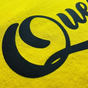 flexdruck_gelbe_shirts
